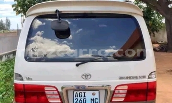 Comprar Usado Toyota Grand HiAce De outros Carro em Maputo em Maputo Comprar Usado Toyota Grand HiAce De outros Carro em Maputo em Maputo