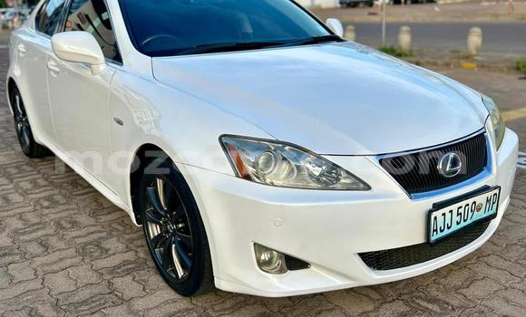 Buy Used Lexus IS White Car in Maputo in Maputo Buy Used Lexus IS White Car in Maputo in Maputo