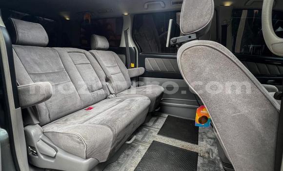 Comprar Usado Toyota Alphard De outros Carro em Maputo em Maputo Comprar Usado Toyota Alphard De outros Carro em Maputo em Maputo