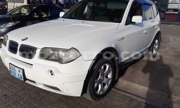 Buy Used BMW X3 White Car in Maputo in Maputo