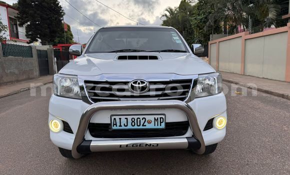 Comprar Usado Toyota Hilux Branco Carro em Maputo em Maputo Comprar Usado Toyota Hilux Branco Carro em Maputo em Maputo