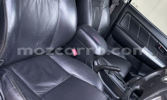 Comprar Usado Toyota Hilux Branco Carro em Maputo em Maputo Comprar Usado Toyota Hilux Branco Carro em Maputo em Maputo