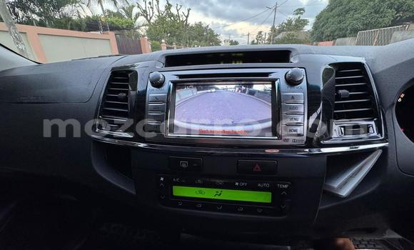 Comprar Usado Toyota Hilux Branco Carro em Maputo em Maputo Comprar Usado Toyota Hilux Branco Carro em Maputo em Maputo