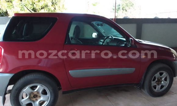 Nunua Ilio tumika Toyota RAV4 Nyekundu Gari ndani ya Maputo nchini Maputo Nunua Ilio tumika Toyota RAV4 Nyekundu Gari ndani ya Maputo nchini Maputo