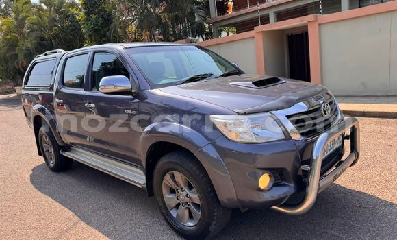Nunua Ilio tumika Toyota Hilux Nyingine Gari ndani ya Maputo nchini Maputo
