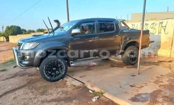 Nunua Ilio tumika Toyota Hilux Nyingine Gari ndani ya Maputo nchini Maputo Nunua Ilio tumika Toyota Hilux Nyingine Gari ndani ya Maputo nchini Maputo