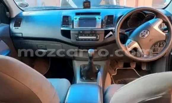 Nunua Ilio tumika Toyota Hilux Nyingine Gari ndani ya Maputo nchini Maputo Nunua Ilio tumika Toyota Hilux Nyingine Gari ndani ya Maputo nchini Maputo