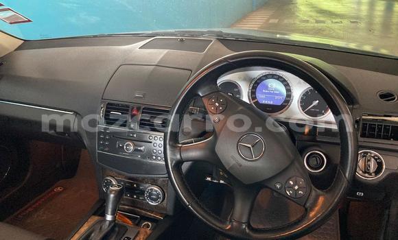 Nunua Ilio tumika Mercedes-Benz C180 coupe Nyingine Gari ndani ya Maputo nchini Maputo Nunua Ilio tumika Mercedes-Benz C180 coupe Nyingine Gari ndani ya Maputo nchini Maputo