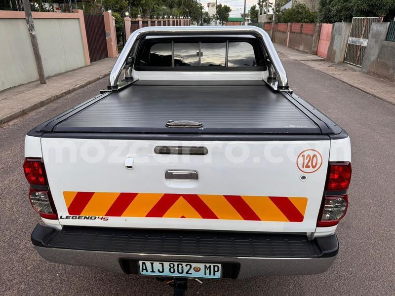 Big with watermark toyota hilux maputo maputo 20024