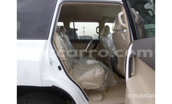 Comprar Importar Toyota Prado Branco Carro em Import - Dubai em Cabo Delgado Comprar Importar Toyota Prado Branco Carro em Import - Dubai em Cabo Delgado
