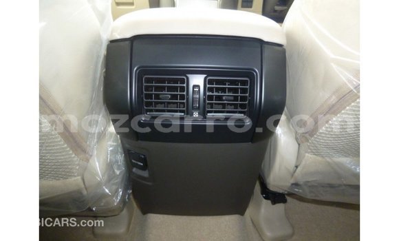 Comprar Importar Toyota Prado Branco Carro em Import - Dubai em Cabo Delgado Comprar Importar Toyota Prado Branco Carro em Import - Dubai em Cabo Delgado