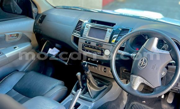 Comprar Novo Toyota Hilux Branco Carro em Maputo em Maputo Comprar Novo Toyota Hilux Branco Carro em Maputo em Maputo