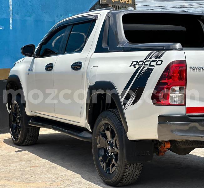 Big with watermark toyota hiluxe revo maputo maputo 20034