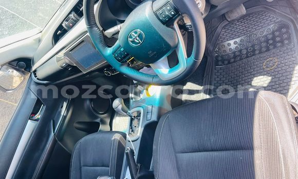 Buy New Toyota Hiluxe Revo White Car in Mocambique in Nampula Buy New Toyota Hiluxe Revo White Car in Mocambique in Nampula