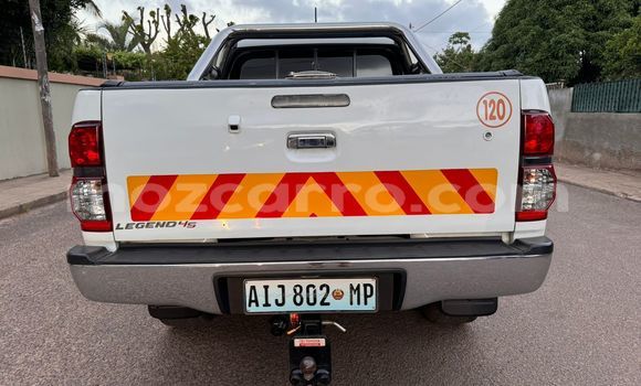 Comprar Usado Toyota Hilux Branco Carro em Maputo em Maputo Comprar Usado Toyota Hilux Branco Carro em Maputo em Maputo