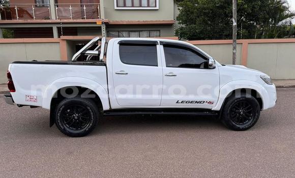 Comprar Usado Toyota Hilux Branco Carro em Maputo em Maputo Comprar Usado Toyota Hilux Branco Carro em Maputo em Maputo