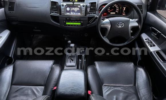 Comprar Usado Toyota Hilux Branco Carro em Maputo em Maputo Comprar Usado Toyota Hilux Branco Carro em Maputo em Maputo