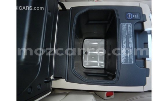 Tenga Imported Toyota Land Cruiser Nhema Mota in Import - Dubai in Cabo Delgado Tenga Imported Toyota Land Cruiser Nhema Mota in Import - Dubai in Cabo Delgado