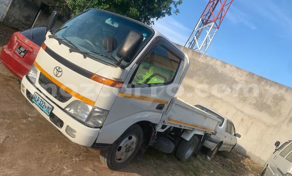 Buy Used Toyota Dyna White Car in Maputo in Maputo Buy Used Toyota Dyna White Car in Maputo in Maputo