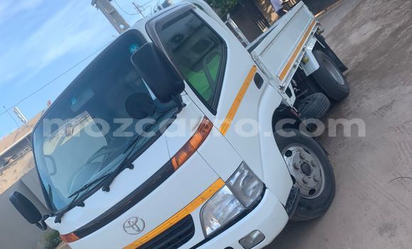 Buy Used Toyota Dyna White Car in Maputo in Maputo Buy Used Toyota Dyna White Car in Maputo in Maputo