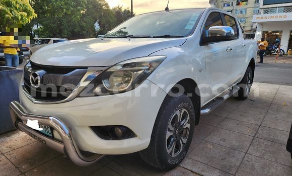 Buy Used Mazda BT-50 White Car in Maputo in Maputo Buy Used Mazda BT-50 White Car in Maputo in Maputo