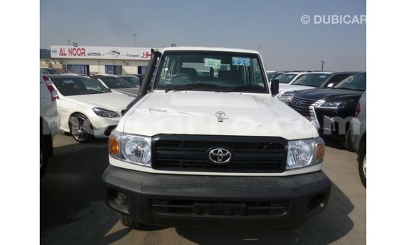 Buy Import Toyota Land Cruiser White Car in Import - Dubai in Cabo Delgado Buy Import Toyota Land Cruiser White Car in Import - Dubai in Cabo Delgado