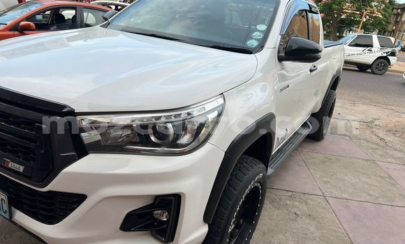 Comprar Usado Toyota Hiluxe Revo Branco Carro em Maputo em Maputo Comprar Usado Toyota Hiluxe Revo Branco Carro em Maputo em Maputo