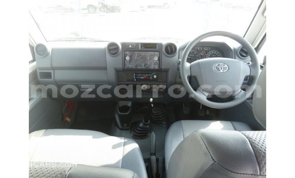 Buy Import Toyota Land Cruiser White Car in Import - Dubai in Cabo Delgado Buy Import Toyota Land Cruiser White Car in Import - Dubai in Cabo Delgado