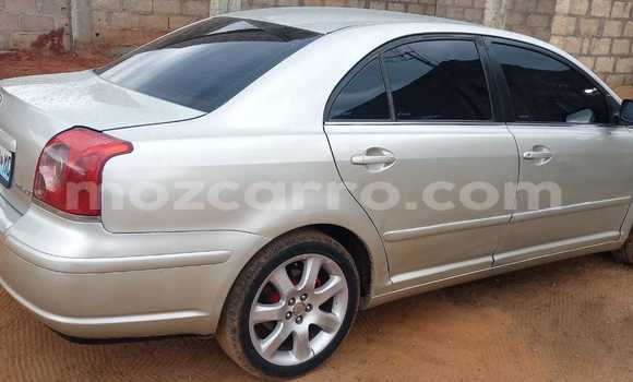 Comprar Usado Toyota Avensis Castanho Carro em Maputo em Maputo Comprar Usado Toyota Avensis Castanho Carro em Maputo em Maputo