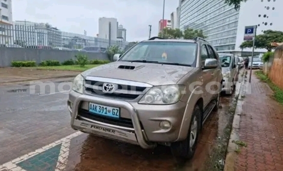 Comprar Usado Toyota Fortuner De outros Carro em Maputo em Maputo