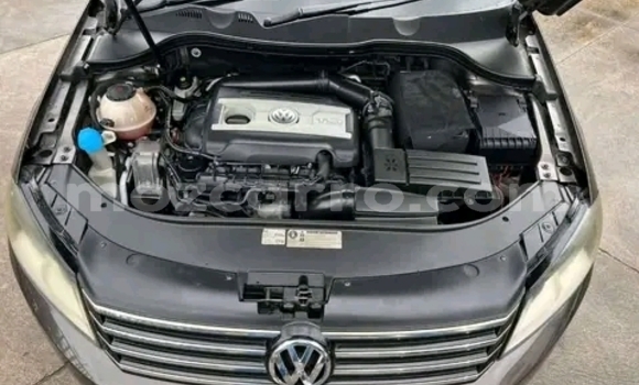 Nunua Ilio tumika Volkswagen Passat Nyingine Gari ndani ya Maputo nchini Maputo Nunua Ilio tumika Volkswagen Passat Nyingine Gari ndani ya Maputo nchini Maputo