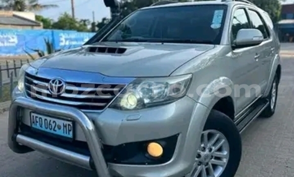 Nunua Ilio tumika Toyota Fortuner Nyingine Gari ndani ya Maputo nchini Maputo Nunua Ilio tumika Toyota Fortuner Nyingine Gari ndani ya Maputo nchini Maputo