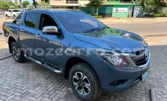 Buy Used Mazda BT-50 Blue Car in Maputo in Maputo