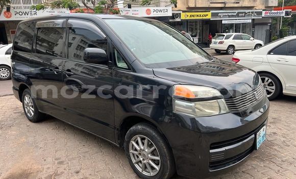 Comprar Usado Toyota Voxy Preto Carro em Maputo em Maputo Comprar Usado Toyota Voxy Preto Carro em Maputo em Maputo