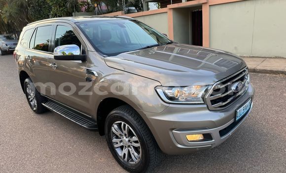 Tenga Tsaru Ford Everest Zvimwe Mota in Maputo in Maputo