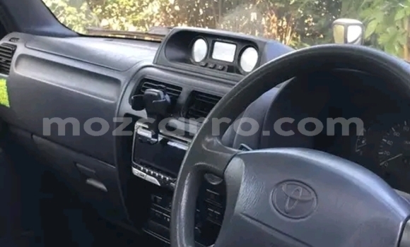 Nunua Ilio tumika Toyota Land Cruiser Prado Nyeupe Gari ndani ya Maputo nchini Maputo Nunua Ilio tumika Toyota Land Cruiser Prado Nyeupe Gari ndani ya Maputo nchini Maputo