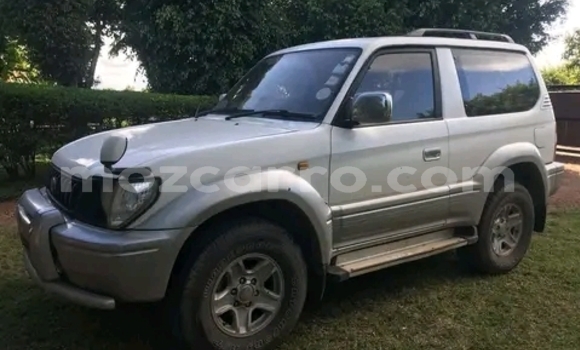 Nunua Ilio tumika Toyota Land Cruiser Prado Nyeupe Gari ndani ya Maputo nchini Maputo Nunua Ilio tumika Toyota Land Cruiser Prado Nyeupe Gari ndani ya Maputo nchini Maputo