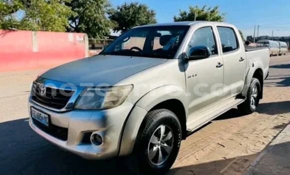Nunua Ilio tumika Toyota Hilux Nyingine Gari ndani ya Maputo nchini Maputo Nunua Ilio tumika Toyota Hilux Nyingine Gari ndani ya Maputo nchini Maputo