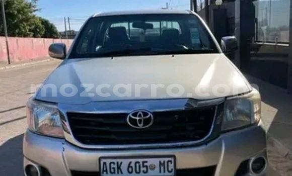 Nunua Ilio tumika Toyota Hilux Nyingine Gari ndani ya Maputo nchini Maputo Nunua Ilio tumika Toyota Hilux Nyingine Gari ndani ya Maputo nchini Maputo