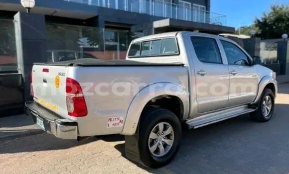 Nunua Ilio tumika Toyota Hilux Nyingine Gari ndani ya Maputo nchini Maputo Nunua Ilio tumika Toyota Hilux Nyingine Gari ndani ya Maputo nchini Maputo