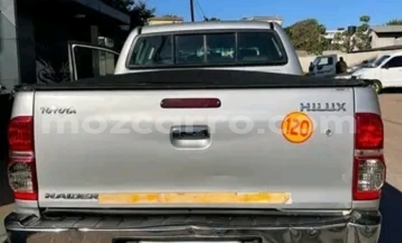 Nunua Ilio tumika Toyota Hilux Nyingine Gari ndani ya Maputo nchini Maputo Nunua Ilio tumika Toyota Hilux Nyingine Gari ndani ya Maputo nchini Maputo