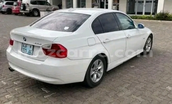 Nunua Ilio tumika BMW 3-Series Nyeupe Gari ndani ya Maputo nchini Maputo Nunua Ilio tumika BMW 3-Series Nyeupe Gari ndani ya Maputo nchini Maputo