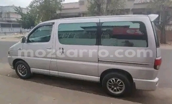 Nunua Ilio tumika Toyota Regius Nyingine Gari ndani ya Maputo nchini Maputo Nunua Ilio tumika Toyota Regius Nyingine Gari ndani ya Maputo nchini Maputo