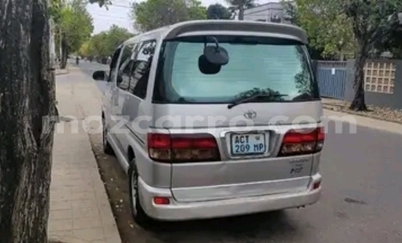 Nunua Ilio tumika Toyota Regius Nyingine Gari ndani ya Maputo nchini Maputo Nunua Ilio tumika Toyota Regius Nyingine Gari ndani ya Maputo nchini Maputo