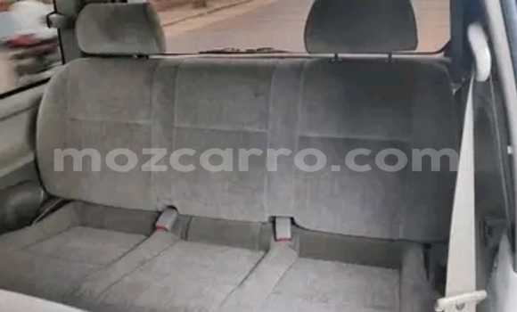 Nunua Ilio tumika Toyota Regius Nyingine Gari ndani ya Maputo nchini Maputo Nunua Ilio tumika Toyota Regius Nyingine Gari ndani ya Maputo nchini Maputo