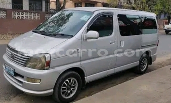 Nunua Ilio tumika Toyota Regius Nyingine Gari ndani ya Maputo nchini Maputo Nunua Ilio tumika Toyota Regius Nyingine Gari ndani ya Maputo nchini Maputo