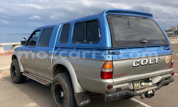 Comprar Usado Mitsubishi Colt Azul Carro em Maputo em Maputo Comprar Usado Mitsubishi Colt Azul Carro em Maputo em Maputo