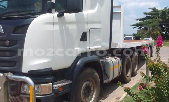 Comprar Novo Scania Irizar Branco Caminhão em Maputo em Maputo Comprar Novo Scania Irizar Branco Caminhão em Maputo em Maputo