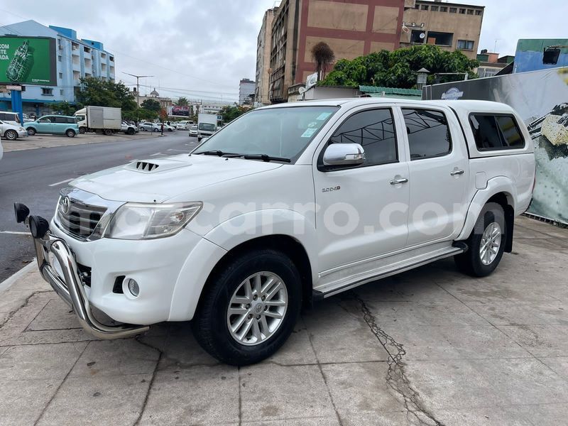 Big with watermark toyota hilux maputo maputo 20110