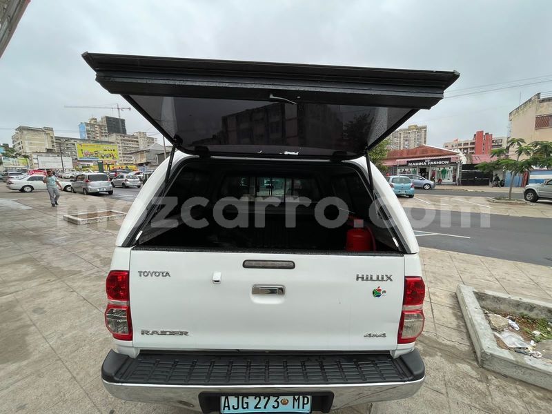 Big with watermark toyota hilux maputo maputo 20110